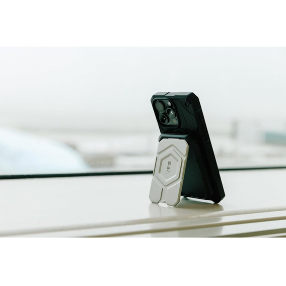 Urban Armor Gear Πορτοφόλι MagSafe για iPhone, ασημί