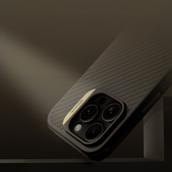 Θήκη για iPhone 16 Pro, θωρακισμένη Nillkin, Carbon Fiber, για Magsafe, χρυσή