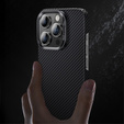 θήκη BENKS Kevlar για iPhone 15 Pro Max, για MagSafe, Carbon Fiber, μαύρη