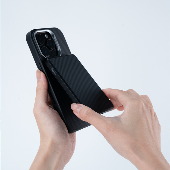 BENKS Kevlar Armor PRO Carbon Fiber 600D D065 θήκη για MagSafe για iPhone 16 Pro