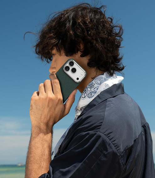 Θήκη BENKS Kevlar για iPhone 17 Pro Max, Magnetic Armor Tint 1000D 0070, για MagSafe, ενεργό κουμπί – πράσινο